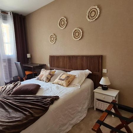 Hotel Alysa Parthenay Exterior foto