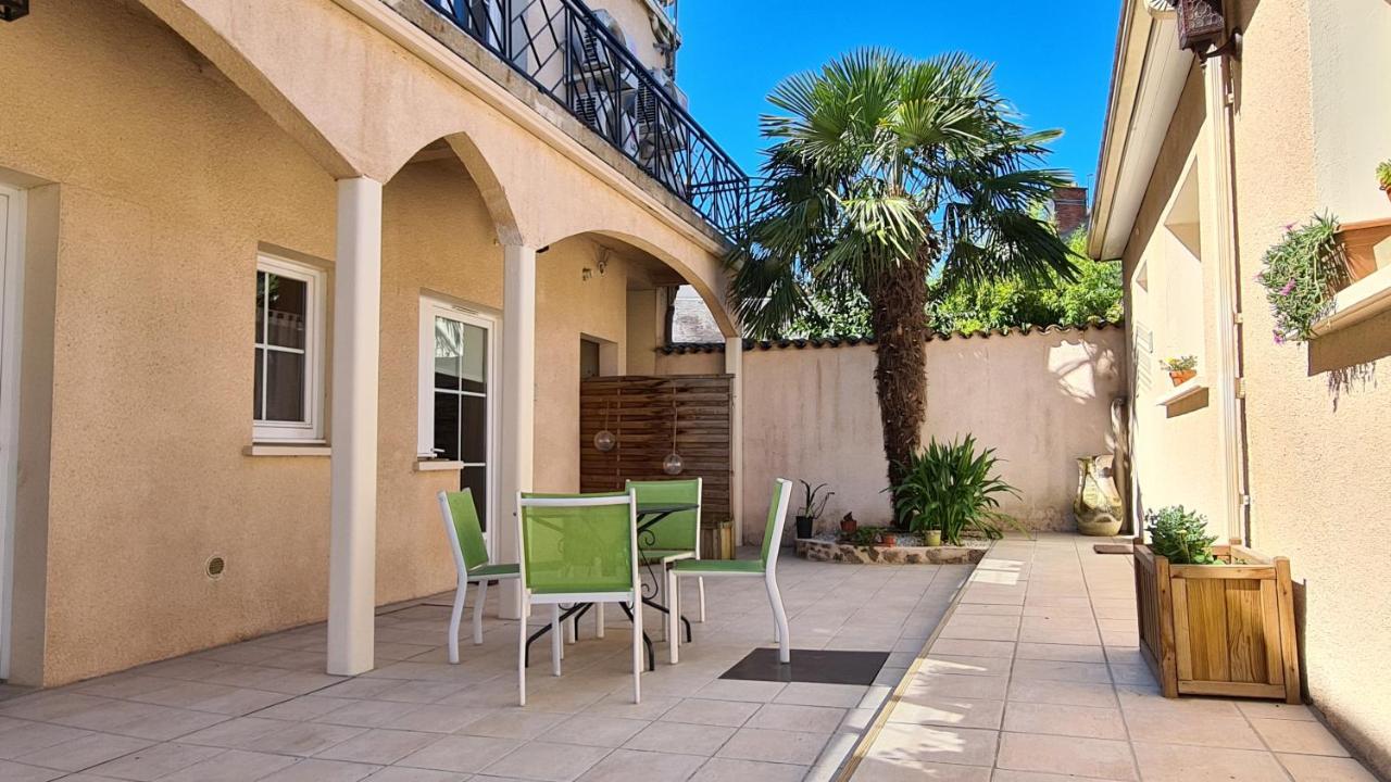 Hotel Alysa Parthenay Exterior foto
